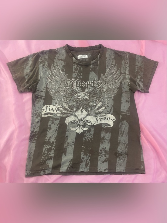 liberty Other - Liberty Men's Olive and Gray Graphic Eagle Tee